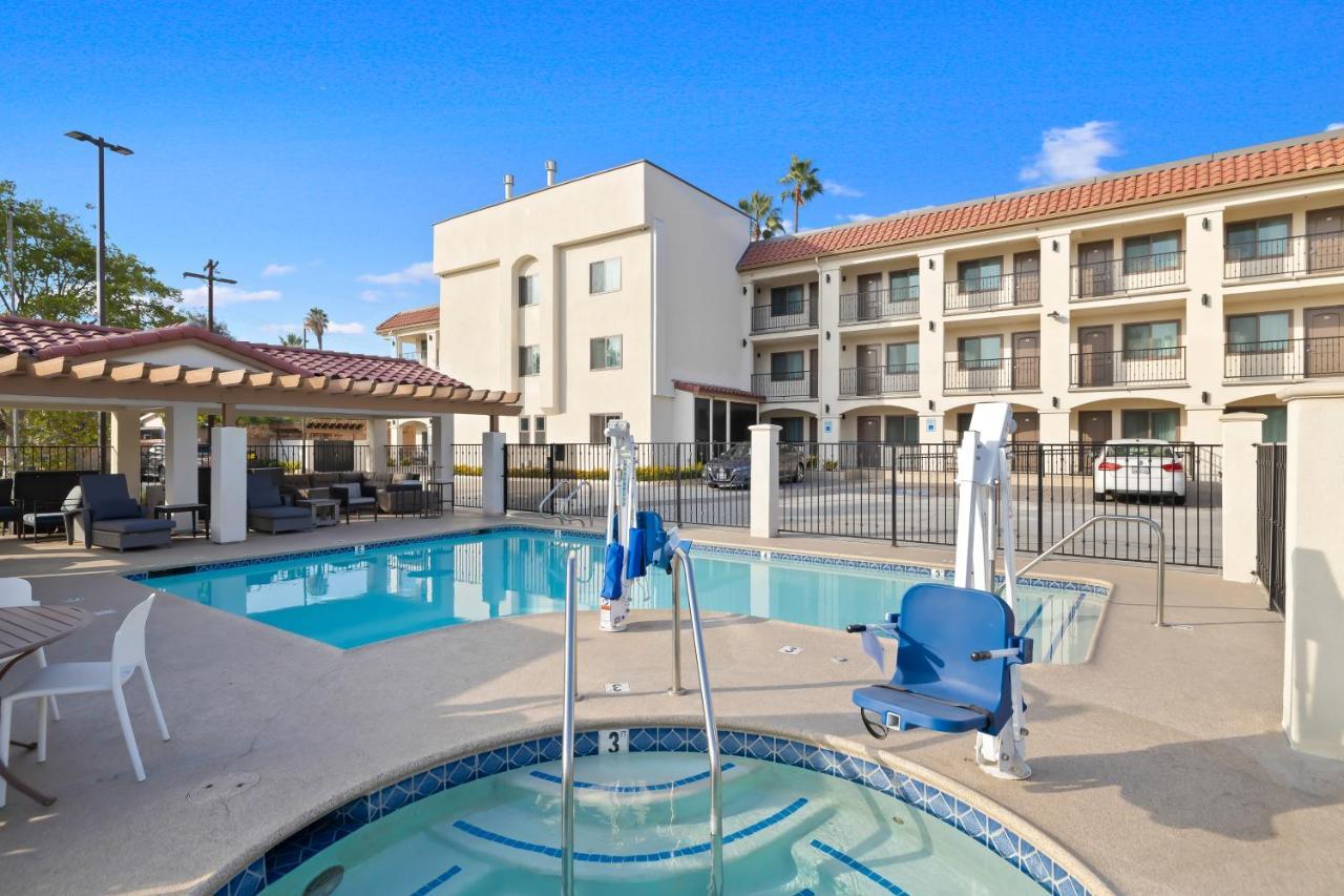 Hotel Huntington Duarte Exterior photo