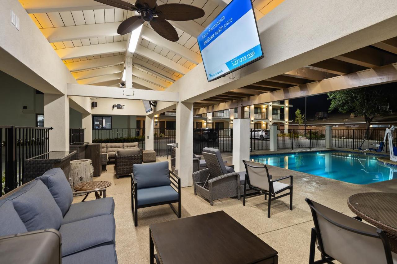 Hotel Huntington Duarte Exterior photo